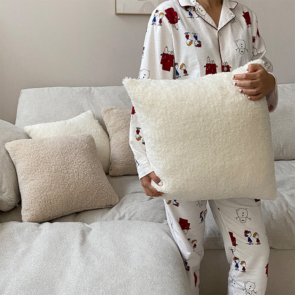 18"x18" Teddy Faux Fluffy Solid Color Pillows (With  Insert)
