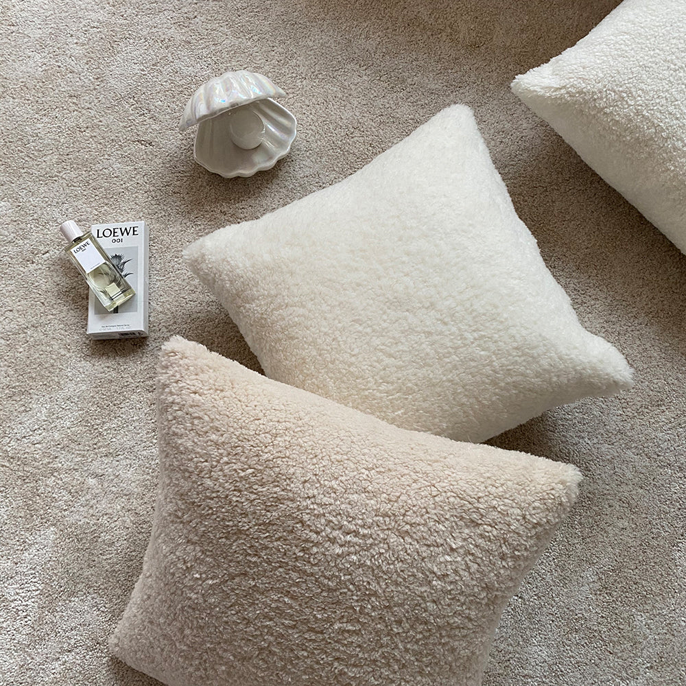 18"x18" Teddy Faux Fluffy Solid Color Pillows (With  Insert)