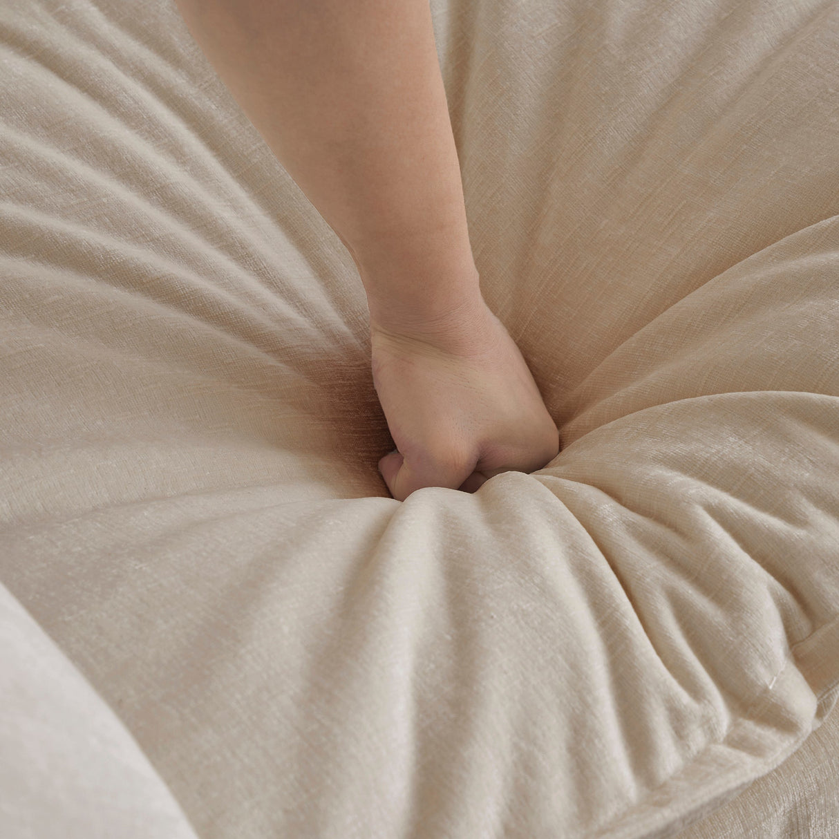 Mid-Century Modern Couch 3-Seater Sofa with Pillows