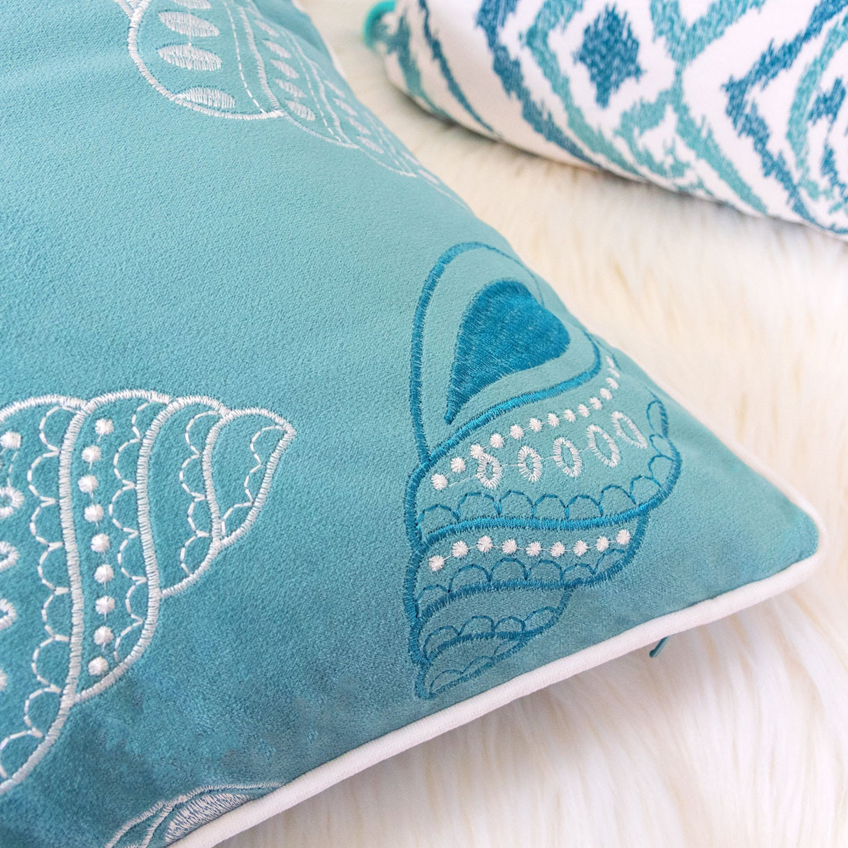 Blue and Spa Seashells Set of 2