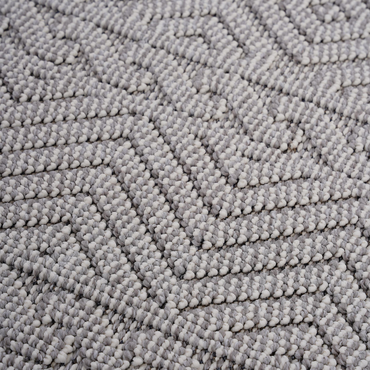 Guros Collection 7.9X10 Area Rug