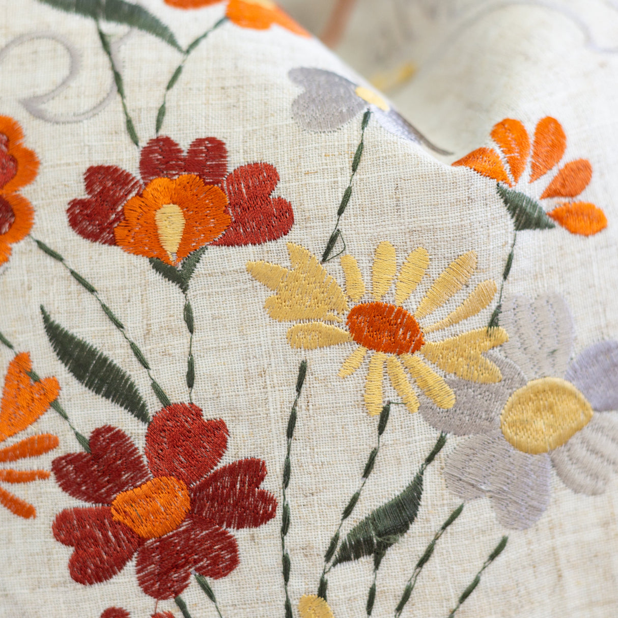 Thanksgiving Embroidered Floral Throw Pillow – Autumn Harvest Accent Cushion Set of 2