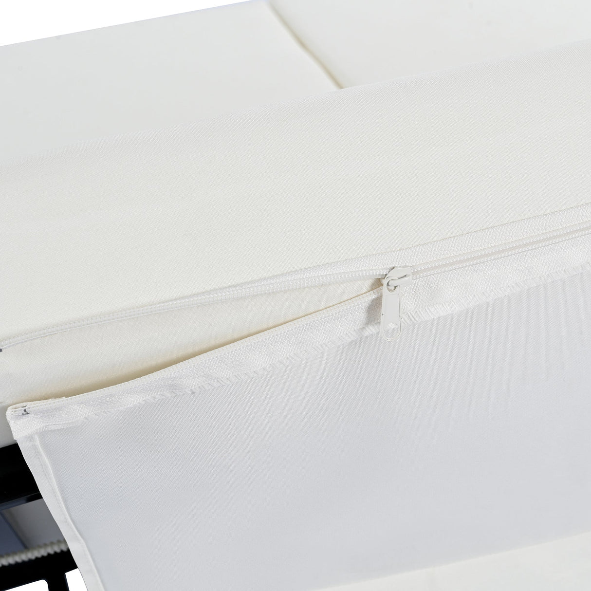 TREXM Outdoor Daybed with Adjustable Backrest