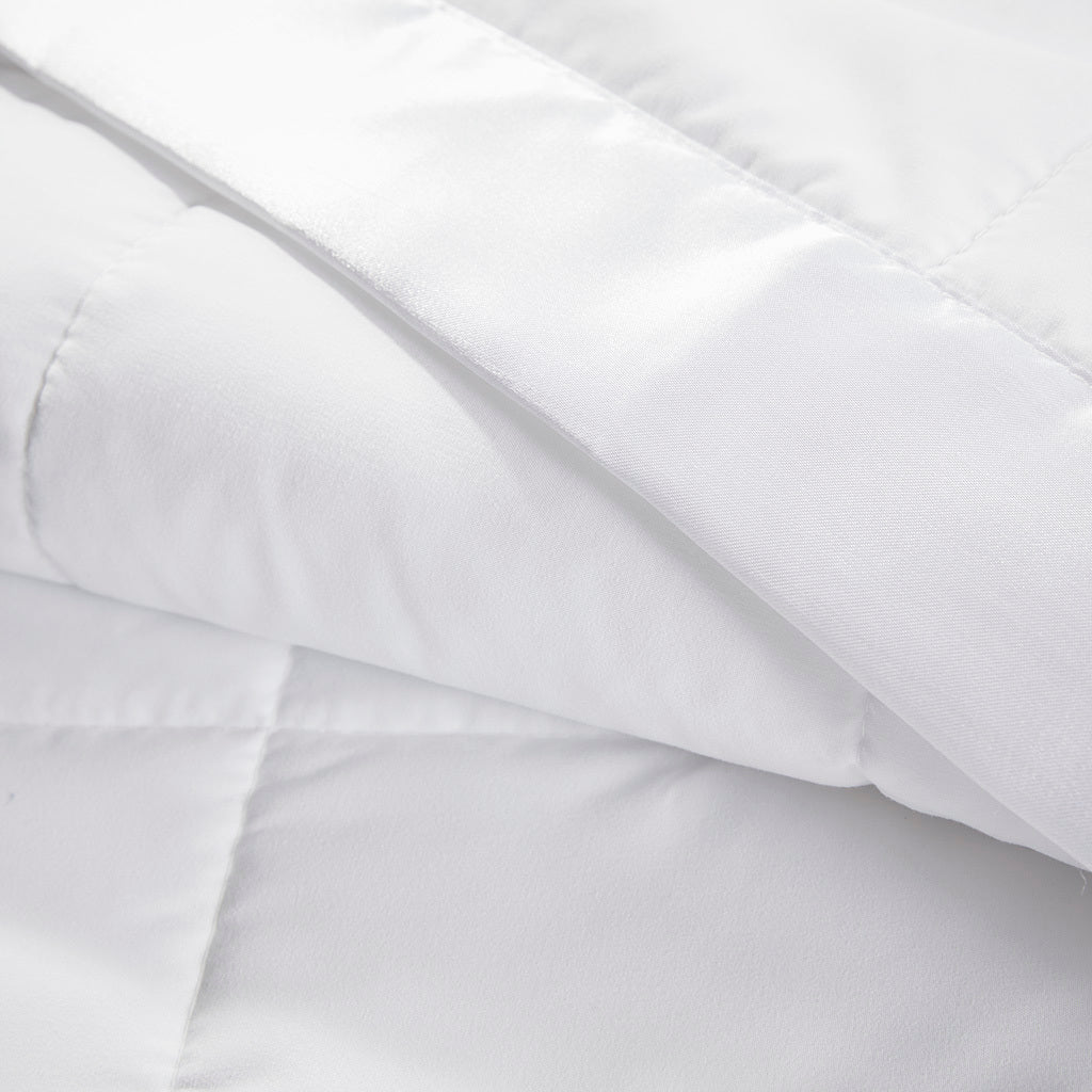 Lightweight Down Alternative Blanket with Satin Trim