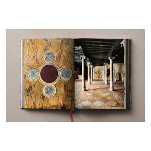 Massimo Listri. Italian Palaces (German, French, English)