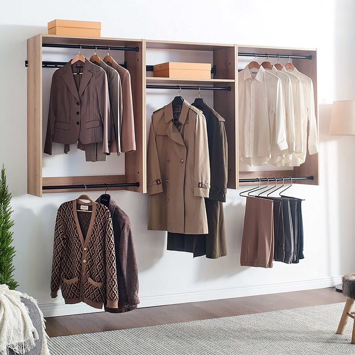 Devi Walk-In Closet