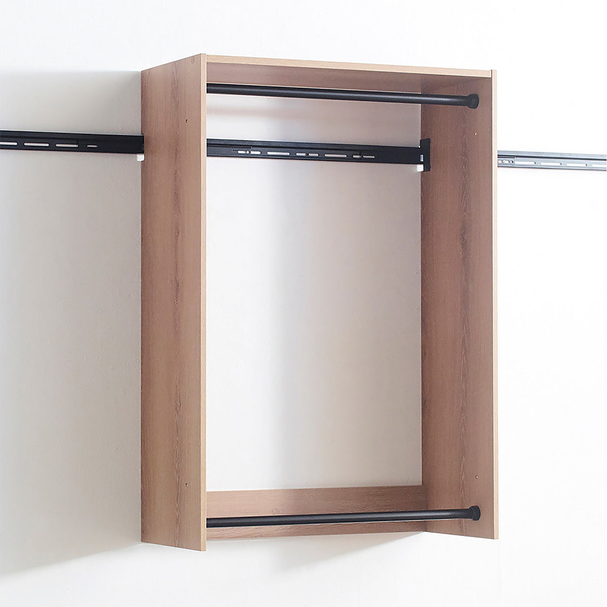 Devi Walk-In Closet