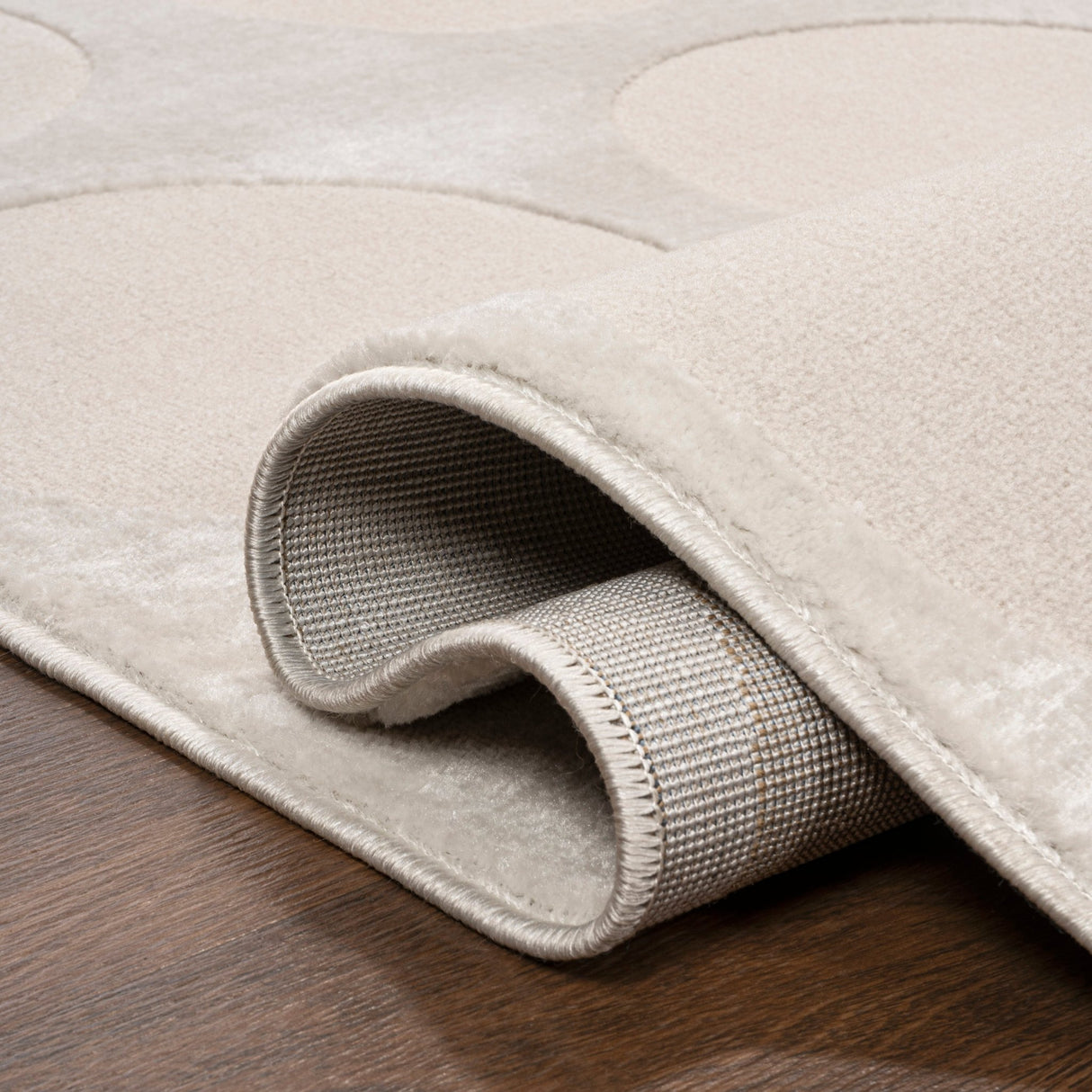 Adrian Modern Geometric Circle Dot High - Low Area Rug - Tuesday Morning - Area Rugs
