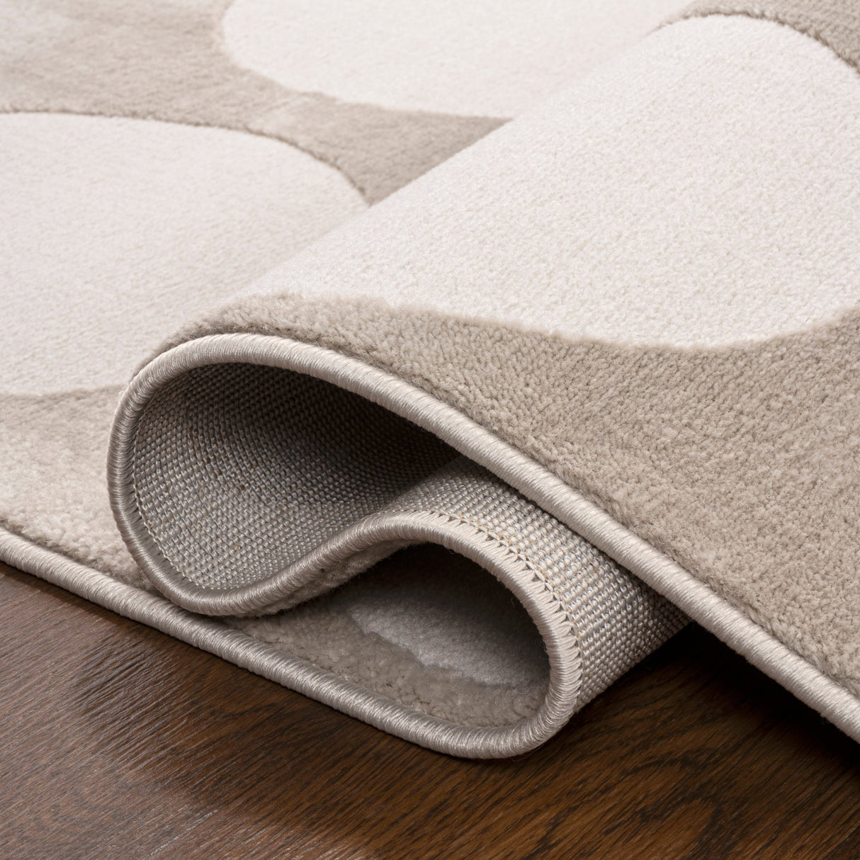 Adrian Modern Geometric Circle Dot High - Low Area Rug - Tuesday Morning - Area Rugs
