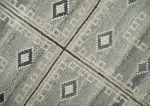 All Natural Wool Hand Knotted Gray , Beige and Ivory Traditional Heriz Serapi Multi Size wool Area Rug, Kids, Living Room and Bedroom Rug