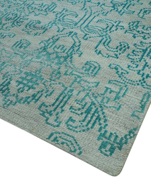 Antique design 6.5x10 Silver and Blue Traditional Hand Knotted wool Area Rug