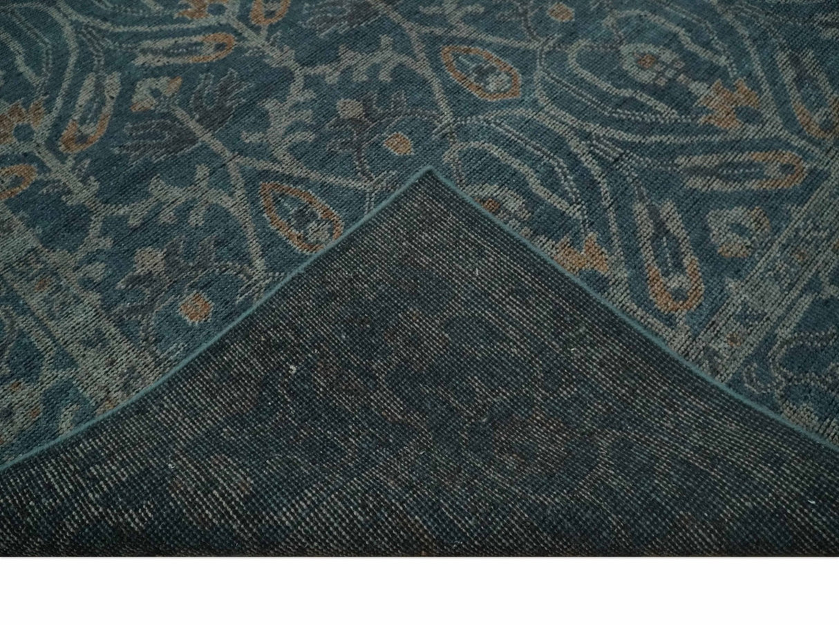 Antique Design Teal, Silver and Dark Peach Hand Knotted Traditional Design 8x10 wool Area rug