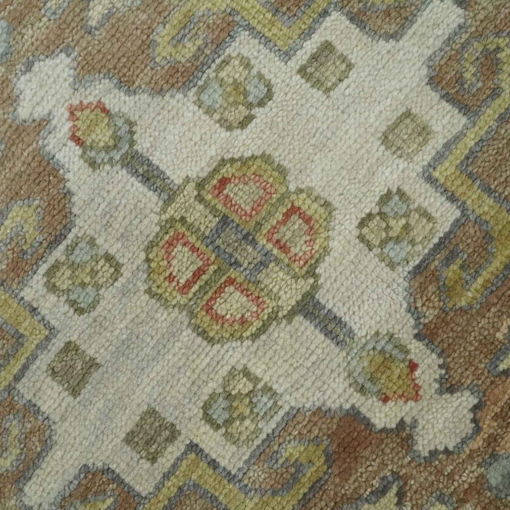 Antique Style Green, Ivory and Beige Hand knotted Heriz Serapi Multi Size wool Area Rug