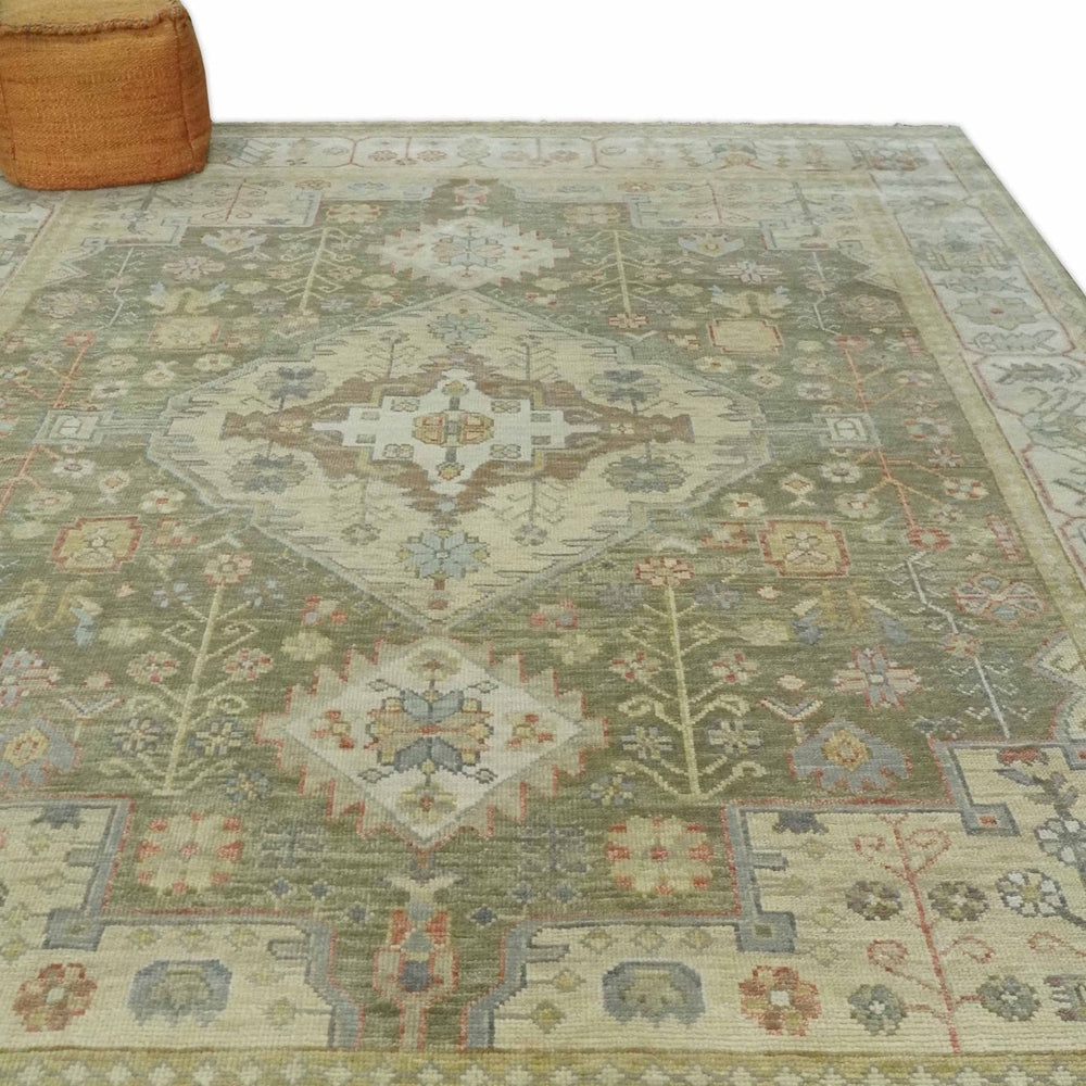 Antique Style Green, Ivory and Beige Hand knotted Heriz Serapi Multi Size wool Area Rug