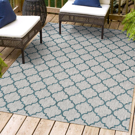 Arabesque ogee trellis indoor/outdoor area rug - Tuesday Morning - Outdoor Rugs