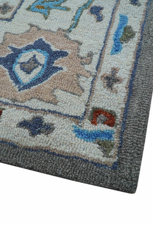 Artic Gray And Ivory Traditional Style Hand Tufted Wool Rug