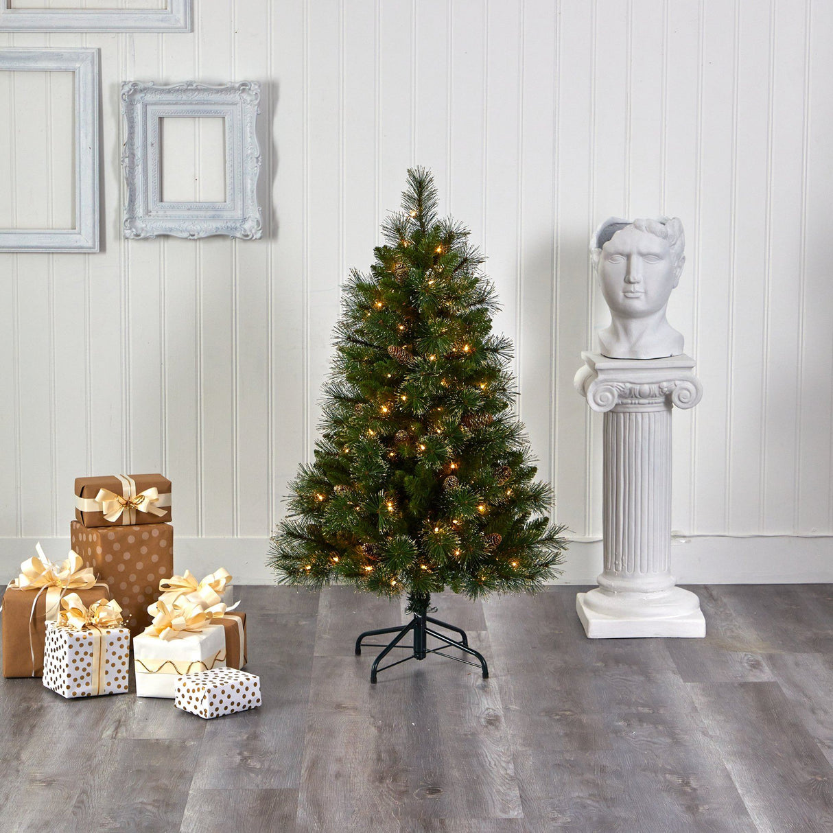 4’ Golden Tip Washington Pine Artificial Christmas Tree with 100 Clear Lights, Pine Cones and 336 Bendable Branches