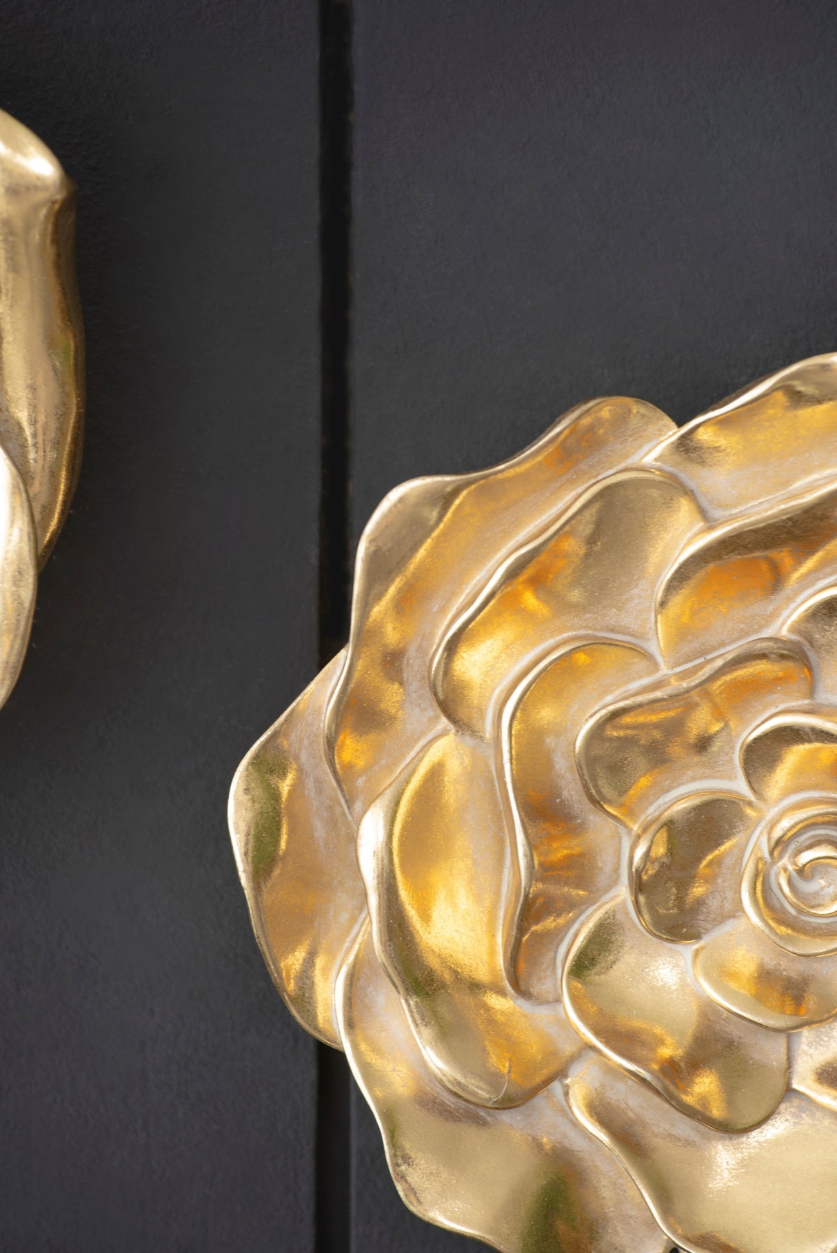 S/2 Gold Rose Hanging Wall Accents