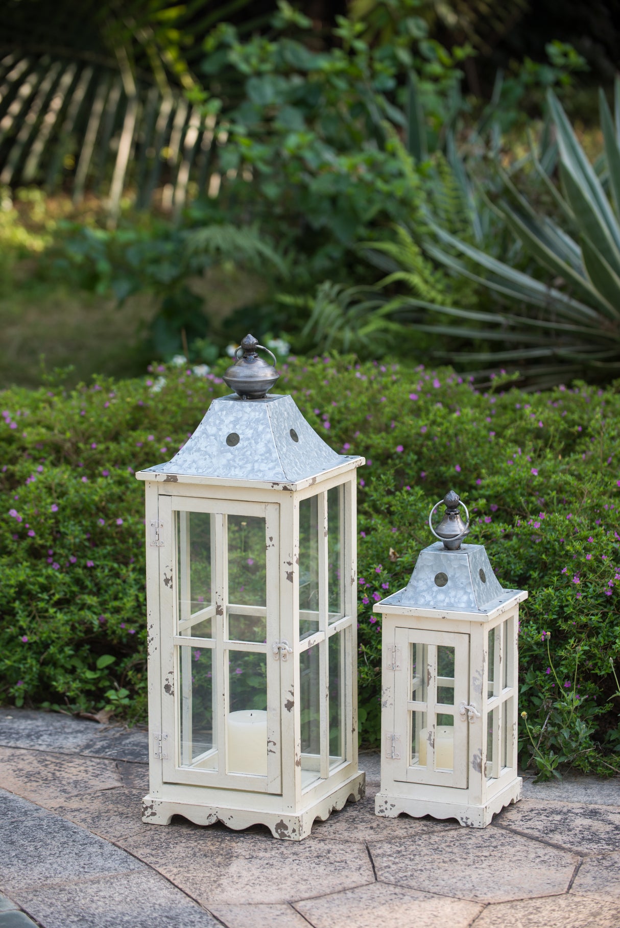 The-Larkspur™-Duo-Lanterns-Candle-Holders