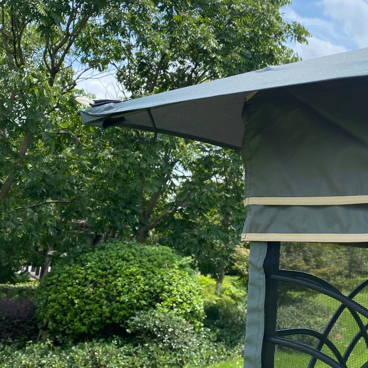 Gazebo tent with double roof & mosquito net