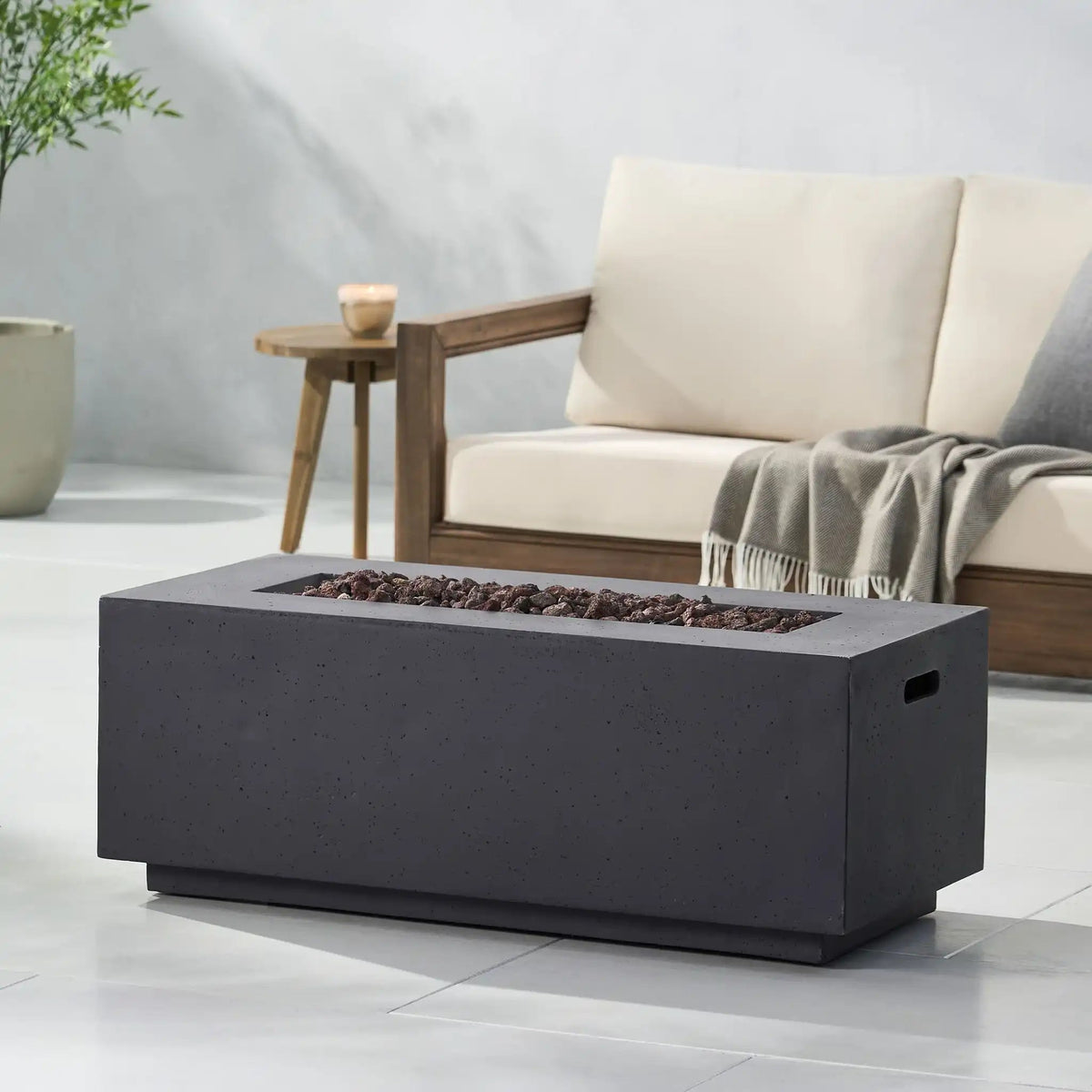 Contemporary Outdoor 40,000 Btu Propane Fire Pit