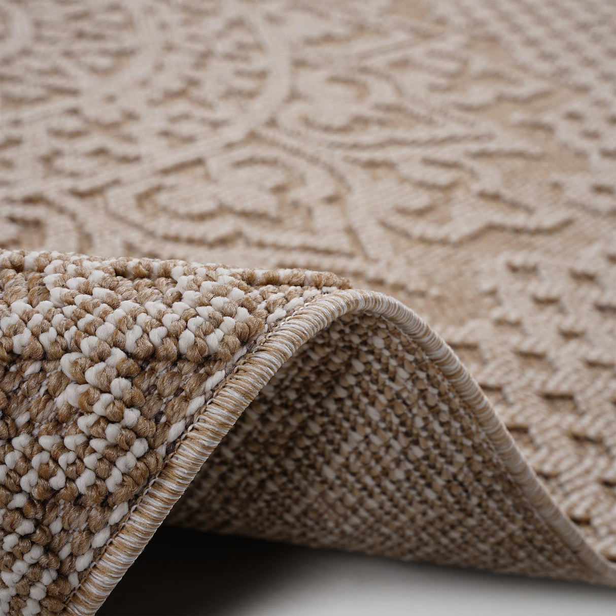 Naar guros collection medallion indoor/outdoor area rug