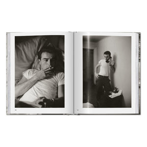 Stanley Kubrick Photographs. Through a Different Lens (German, French, English)