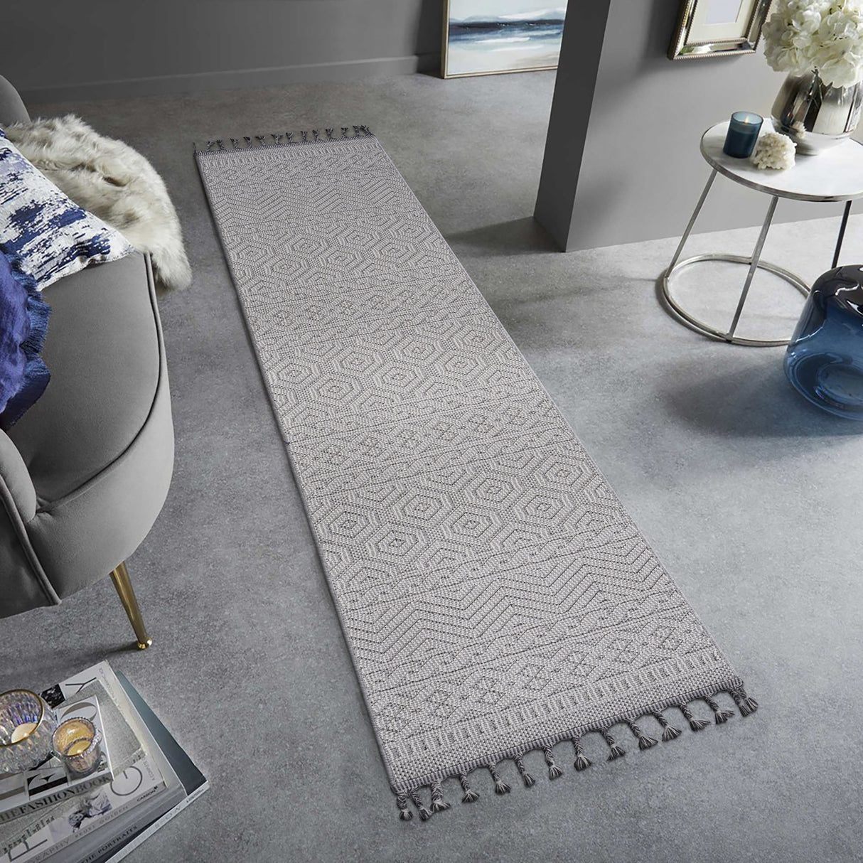 NAAR Guros Collection Geometric Indoor/Outdoor Area Rug