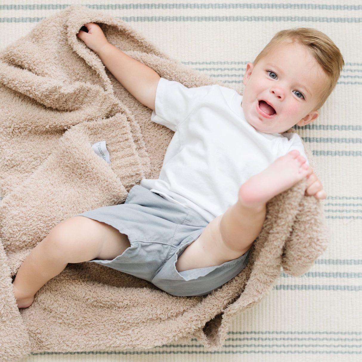 Bamboni® Receiving Blanket 30" x 40" Bamboo Rayon Blend