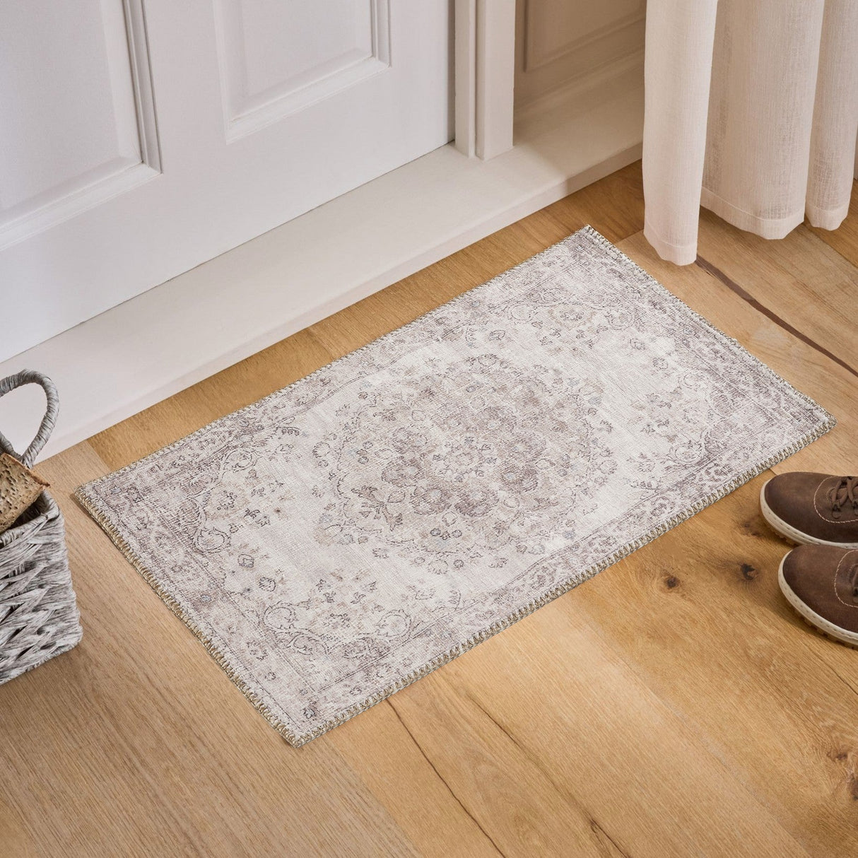 Oxford Collection Medallion Area Rug