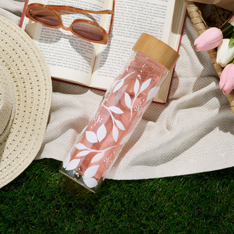 Blair white leaf pattern glass travel infuser mug