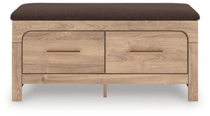 Kinlanni - Bedroom Upholstered Storage Bench - Tan / Brown