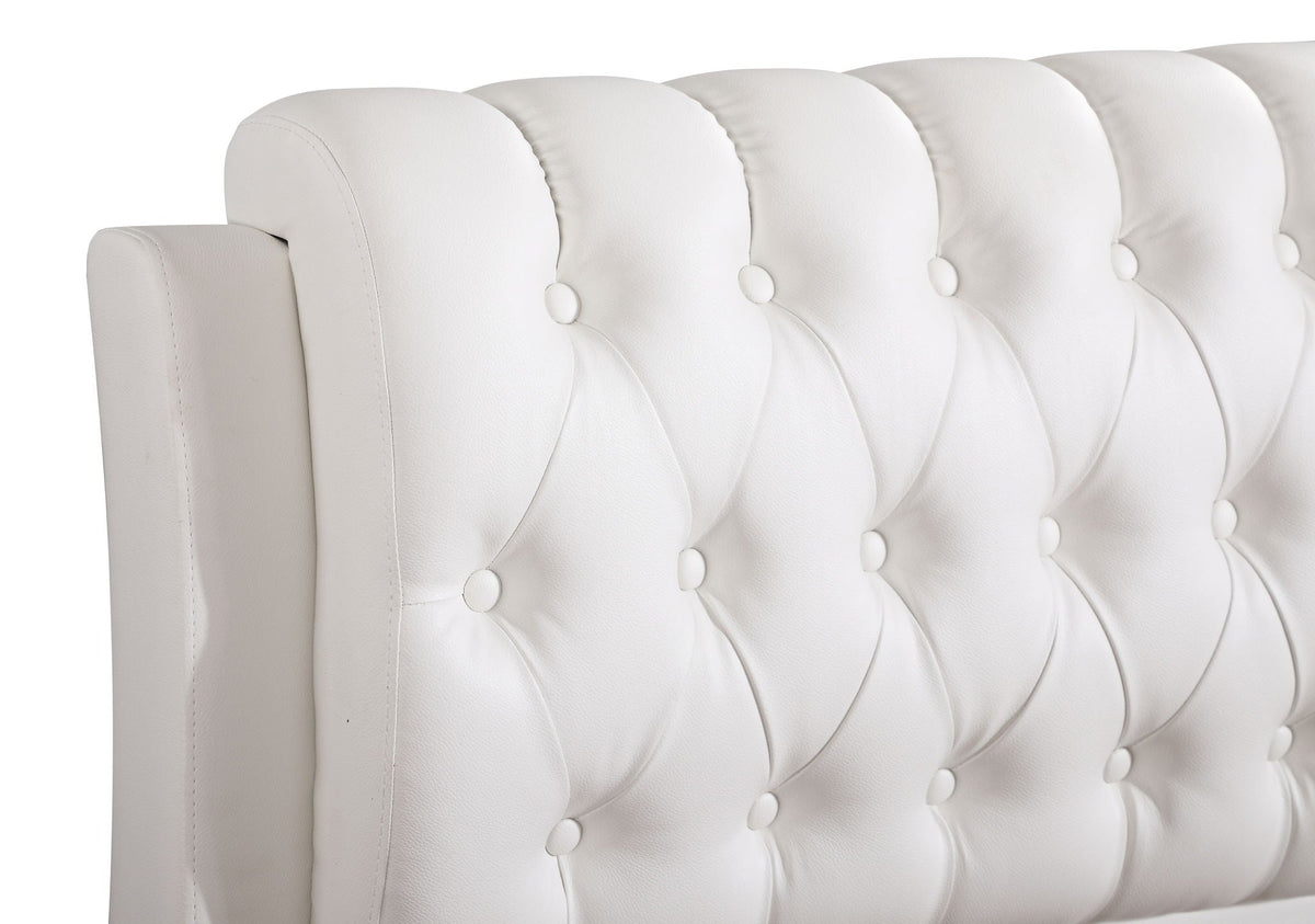 Tufted Upholstered Bed
