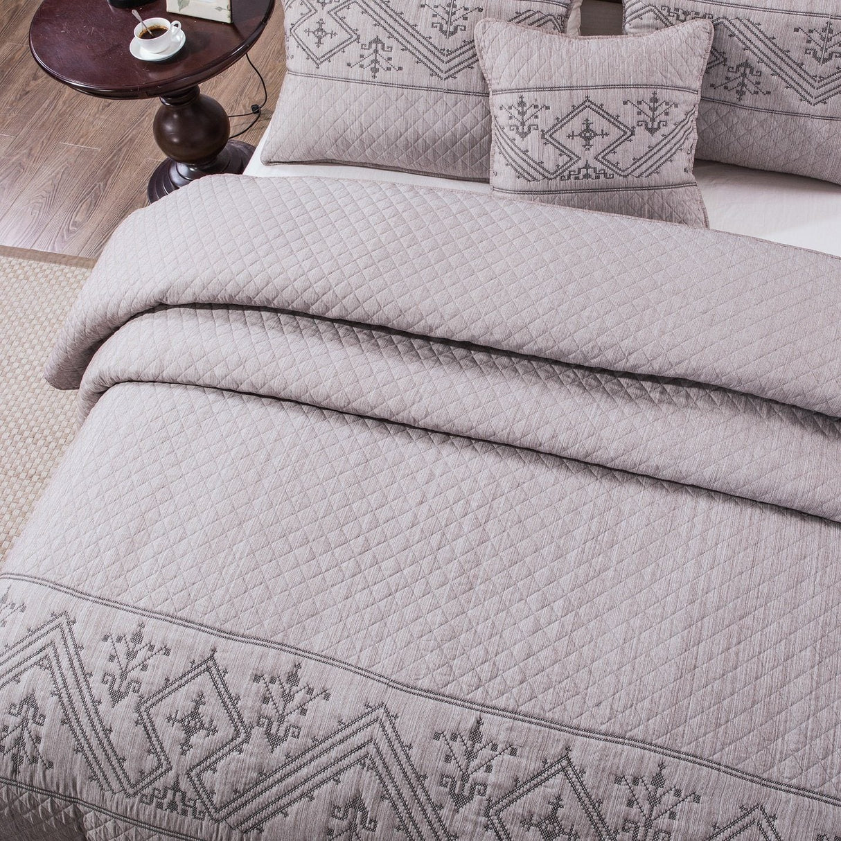 DaDa Bedding Whimsical Lavender Grey Cottage Soft Quilted Coverlet Bedspread Set (JHW866)