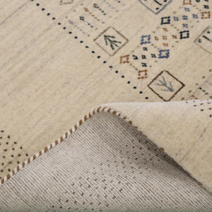 Beige Center Pattern Design Hand Loomed Wool Area Rug
