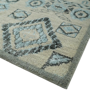 Beige, Silver and Charcoal Hand Knotted Traditional Mamluk design 5x8 wool Area Rug
