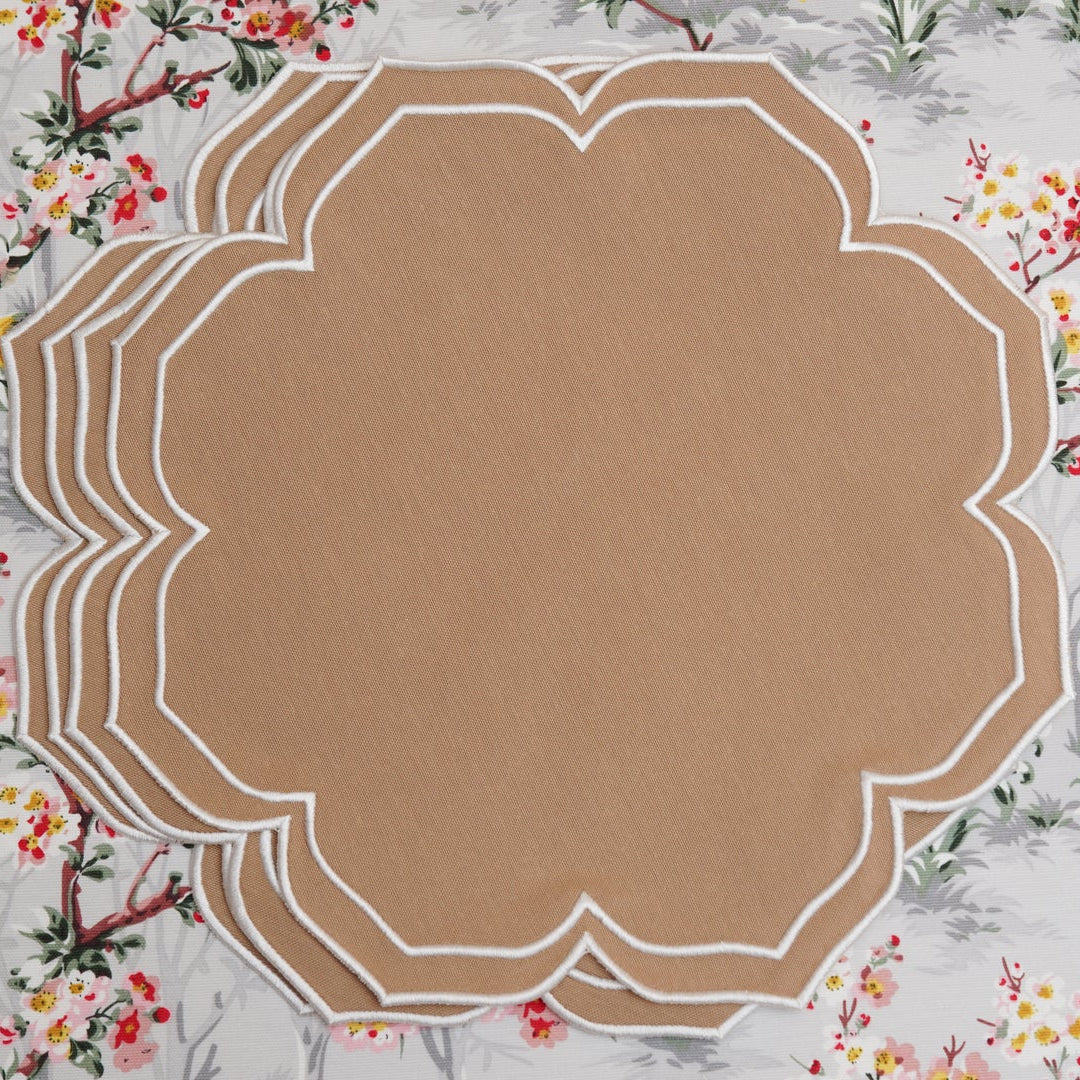 LUMERA BEIGE WAVY EDGE FABRIC PLACEMAT