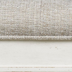 Realyn - Accent Bench - Antique White