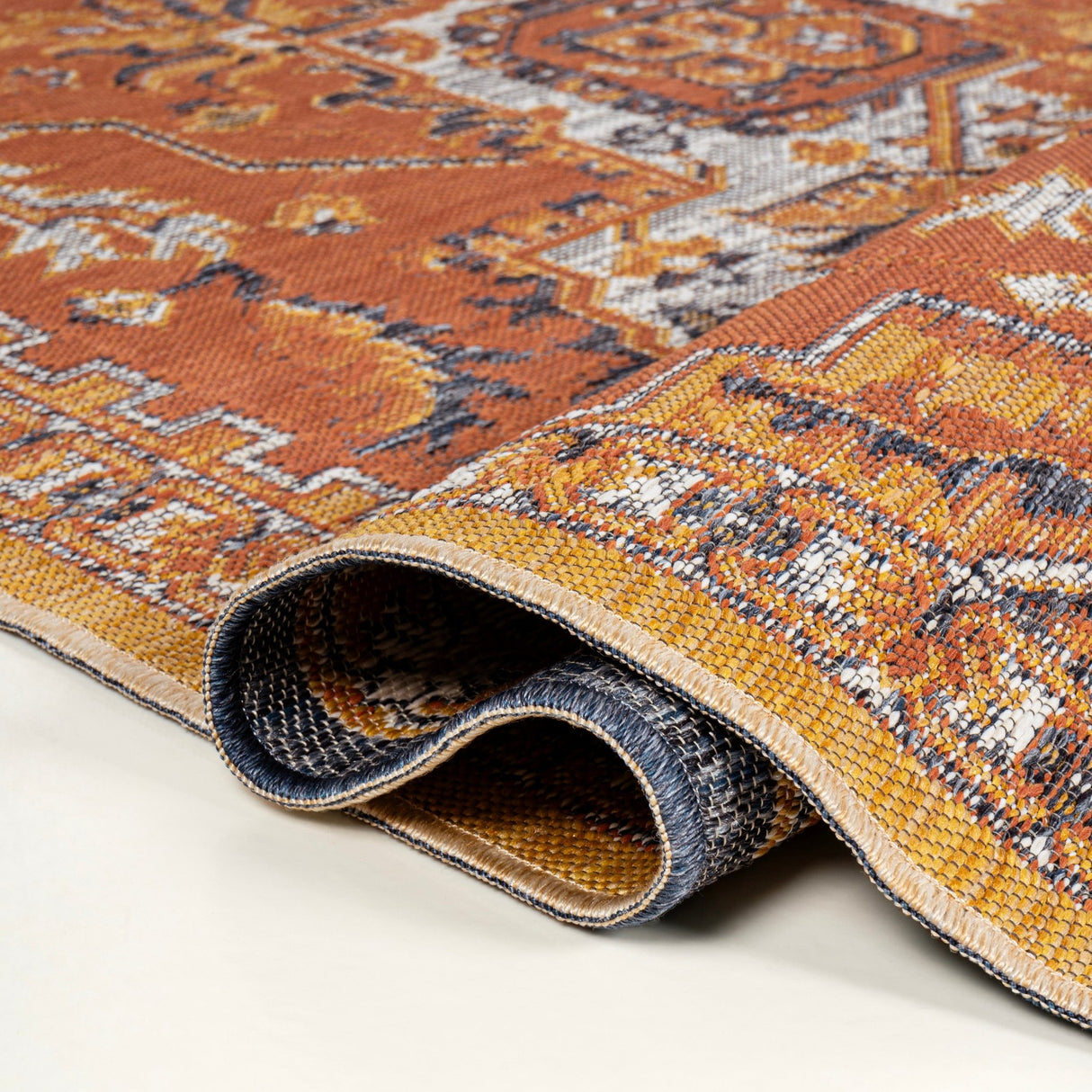 Bijan traditional vintage medallion reversible machine - washable indoor/outdoor runner rug - Tuesday Morning - Outdoor Rugs