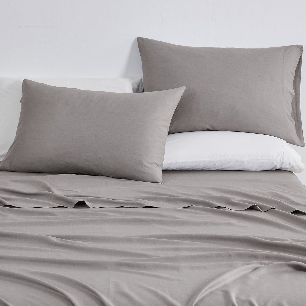 TENCEL™ Lyocell & Linen Blend Sheet Set - Magdalena Collection