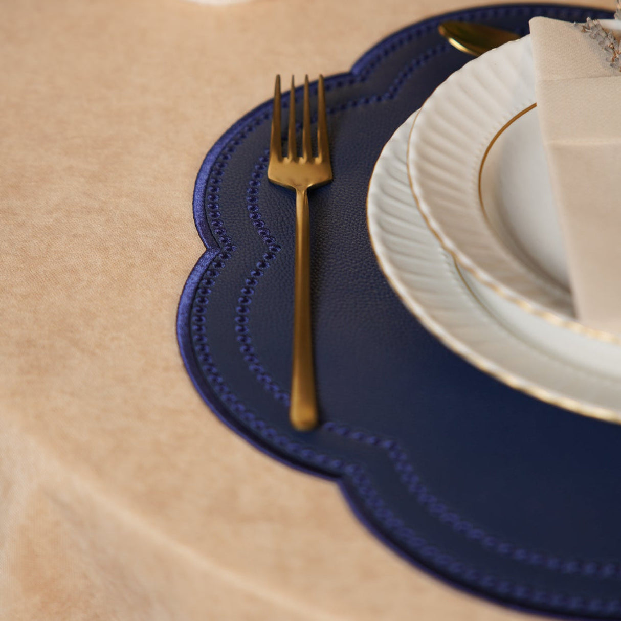 Nurture Navy Blue Round Faux Leather Placemats
