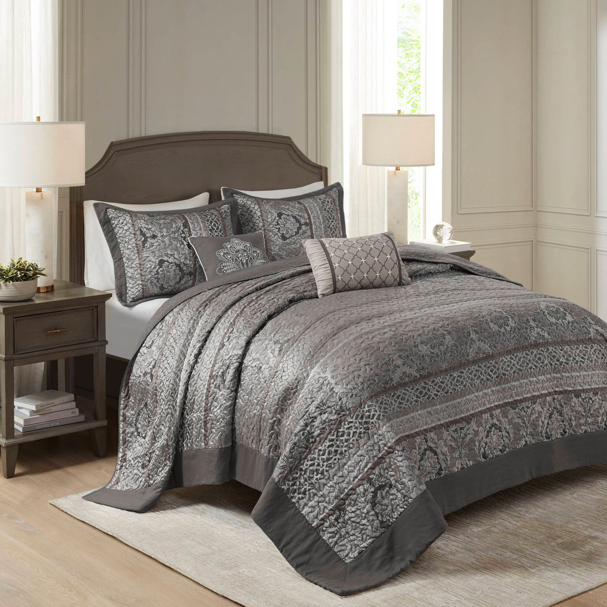 5-Piece Queen 5 Piece Reversible Jacquard Bedspread Set