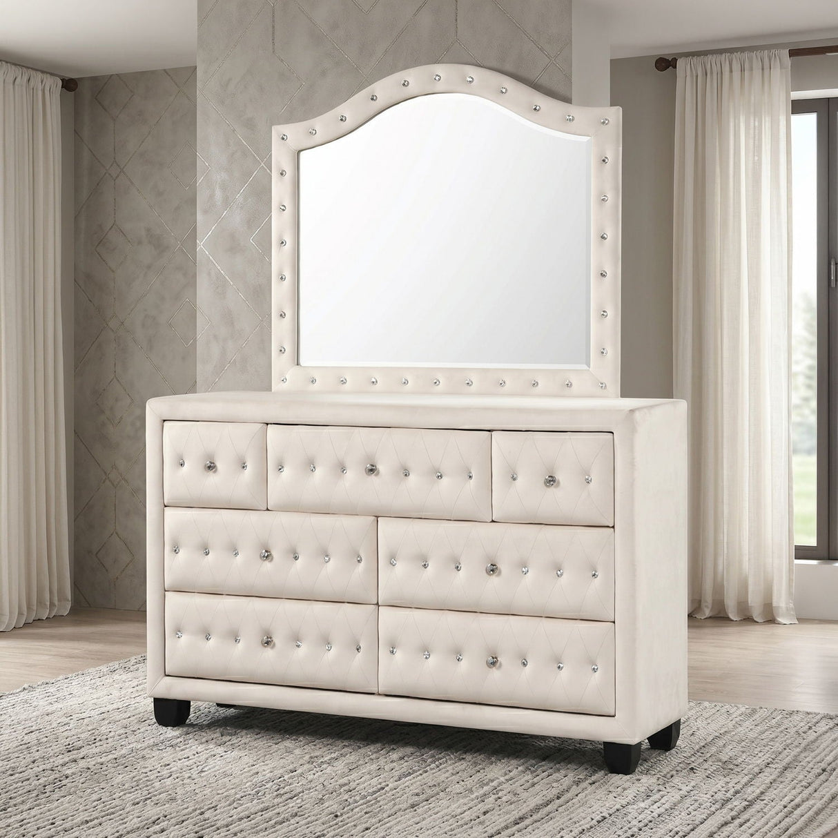 Sophia - 5 Piece Bedroom Set