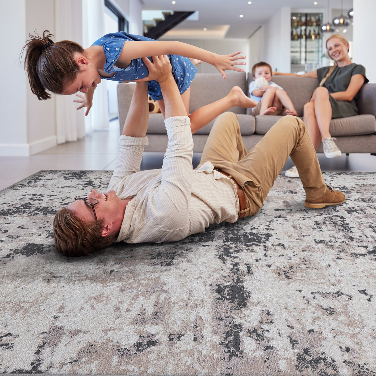 NAAR MARFI Collection Abstract Non-Shedding and Stain Resistant Area Rug