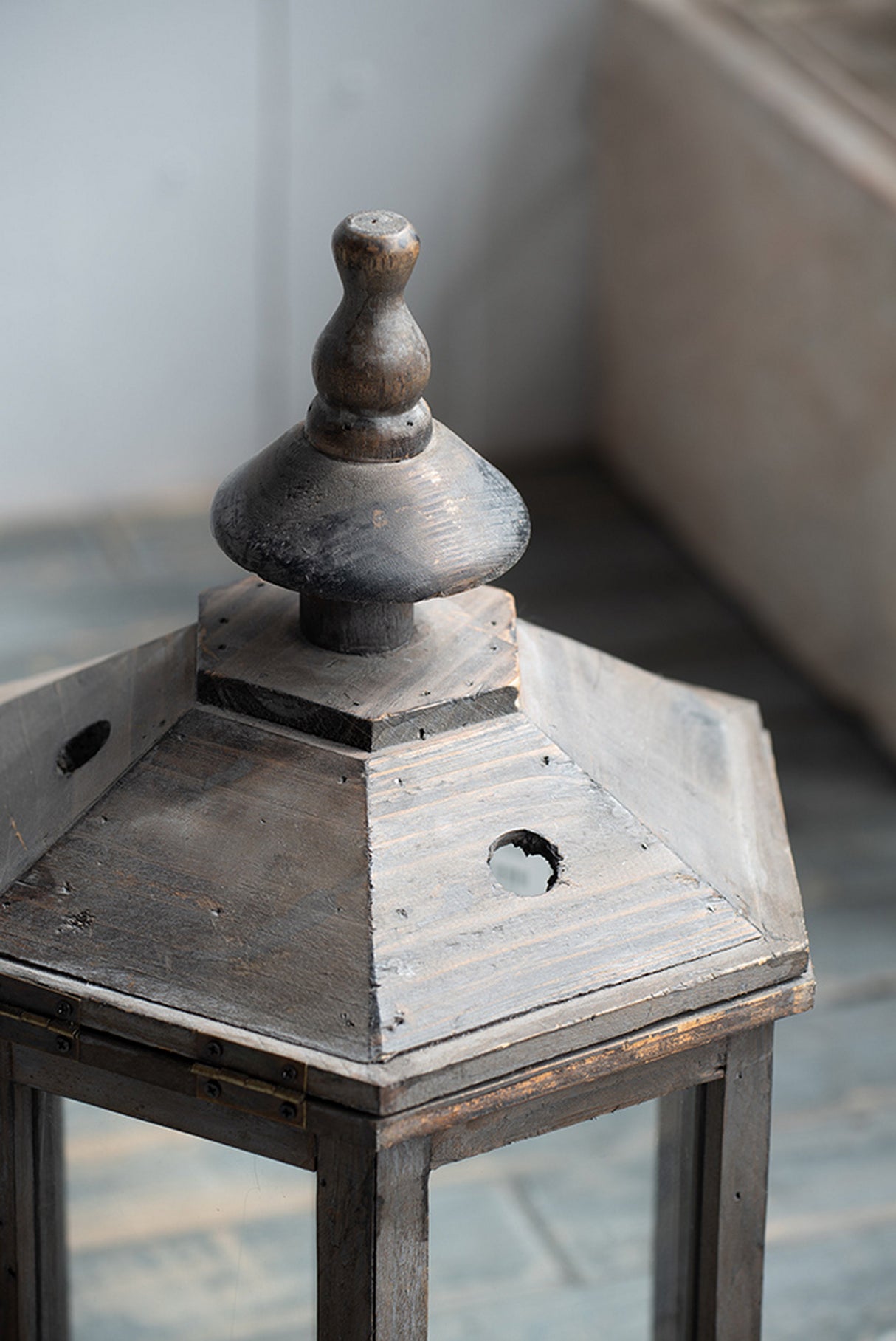 S/2 Graca Polygon Temple Garden Lanterns