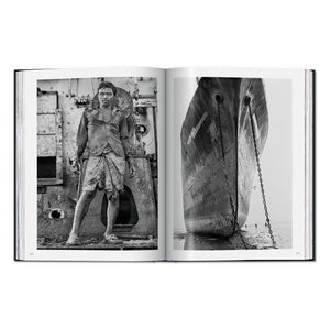 Sebastião Salgado. Workers. An Archaeology of the Industrial Age (English)