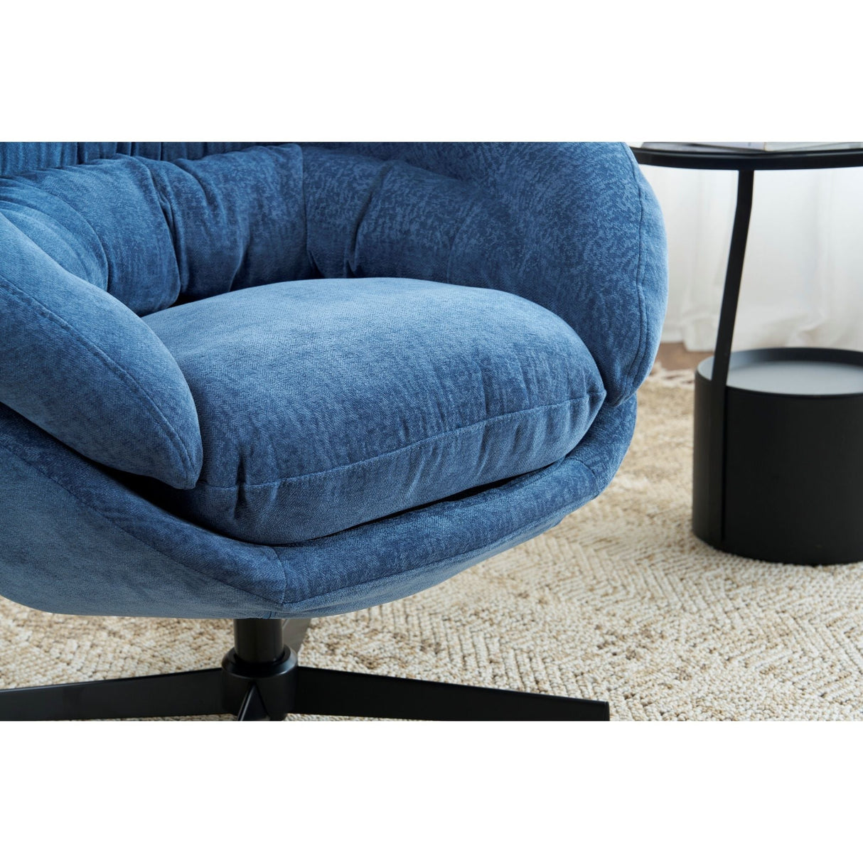 Modern Office Chair With 360 Degree Swivel