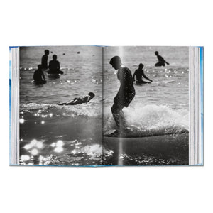 Surfing. 1778–Today. 45th Ed. (English)