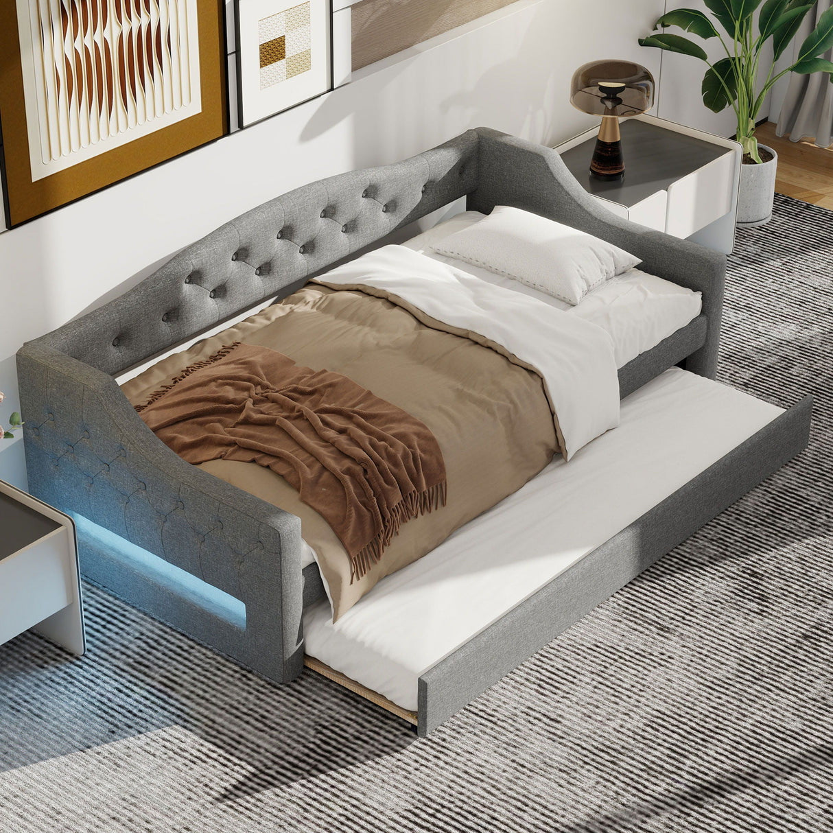Daybed With LED Belt