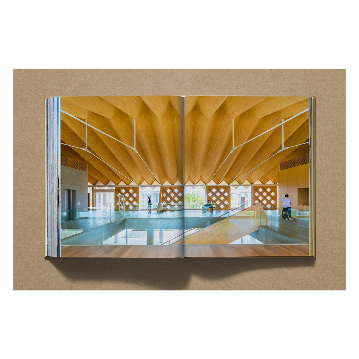 Shigeru Ban. Complete Works 1985–Today (German, French, English)